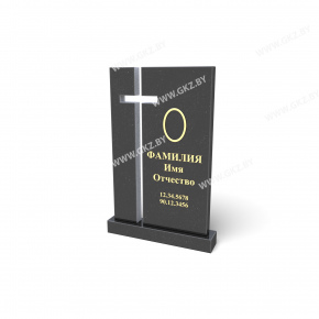 Вертикальный памятник из черного гранита прямоугольной формы, слева выполнен глубокий прорез в виде христианского креста, золотая гравировка имени